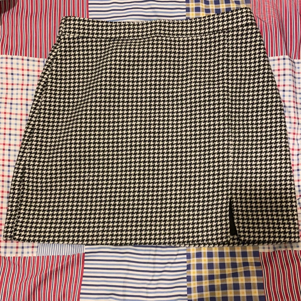 Hollister mini skirt